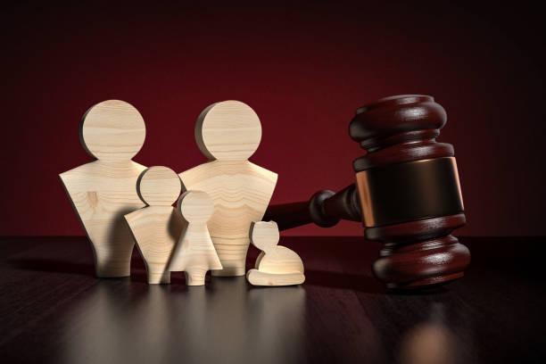 The Benefits of Consulting a Family Law Attorney Early