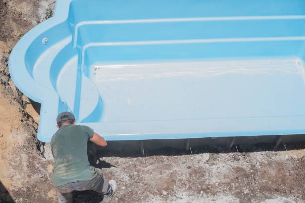 Luxury pool builders Minneapolis for Modern Outdoor Living Spaces