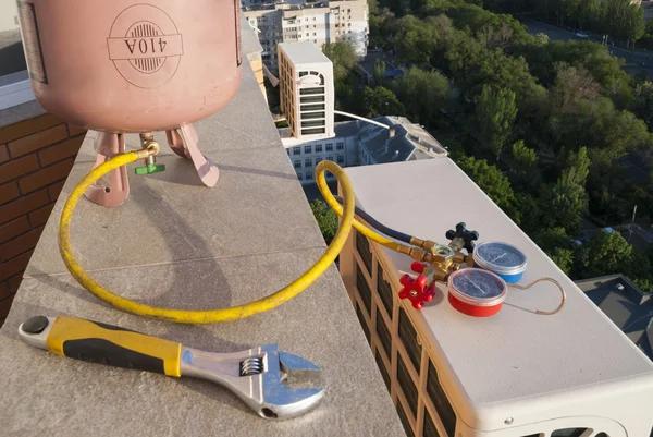 Expert Air Conditioning Service for Homes and Offices